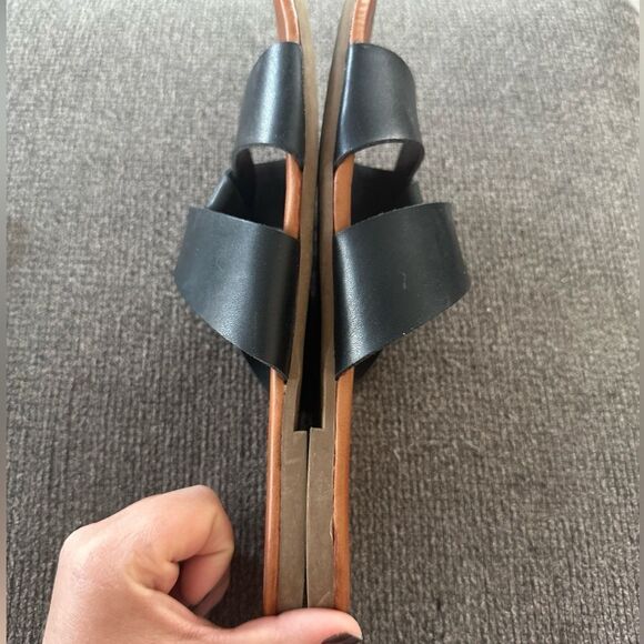 Indigo Rd. Black Sandals Size 7 Simple Classic - Picture 6 of 7